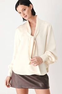 The Lauren Top Champagne