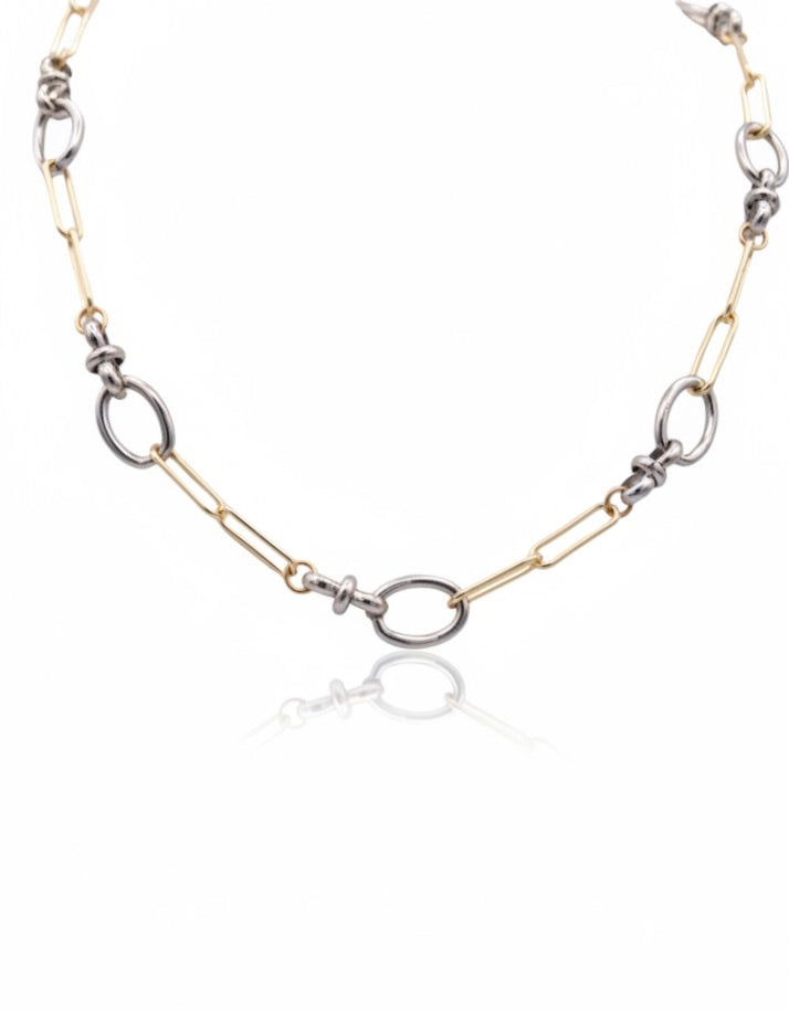 Lure Me In Necklace