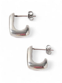 Finesse Hoop Earrings