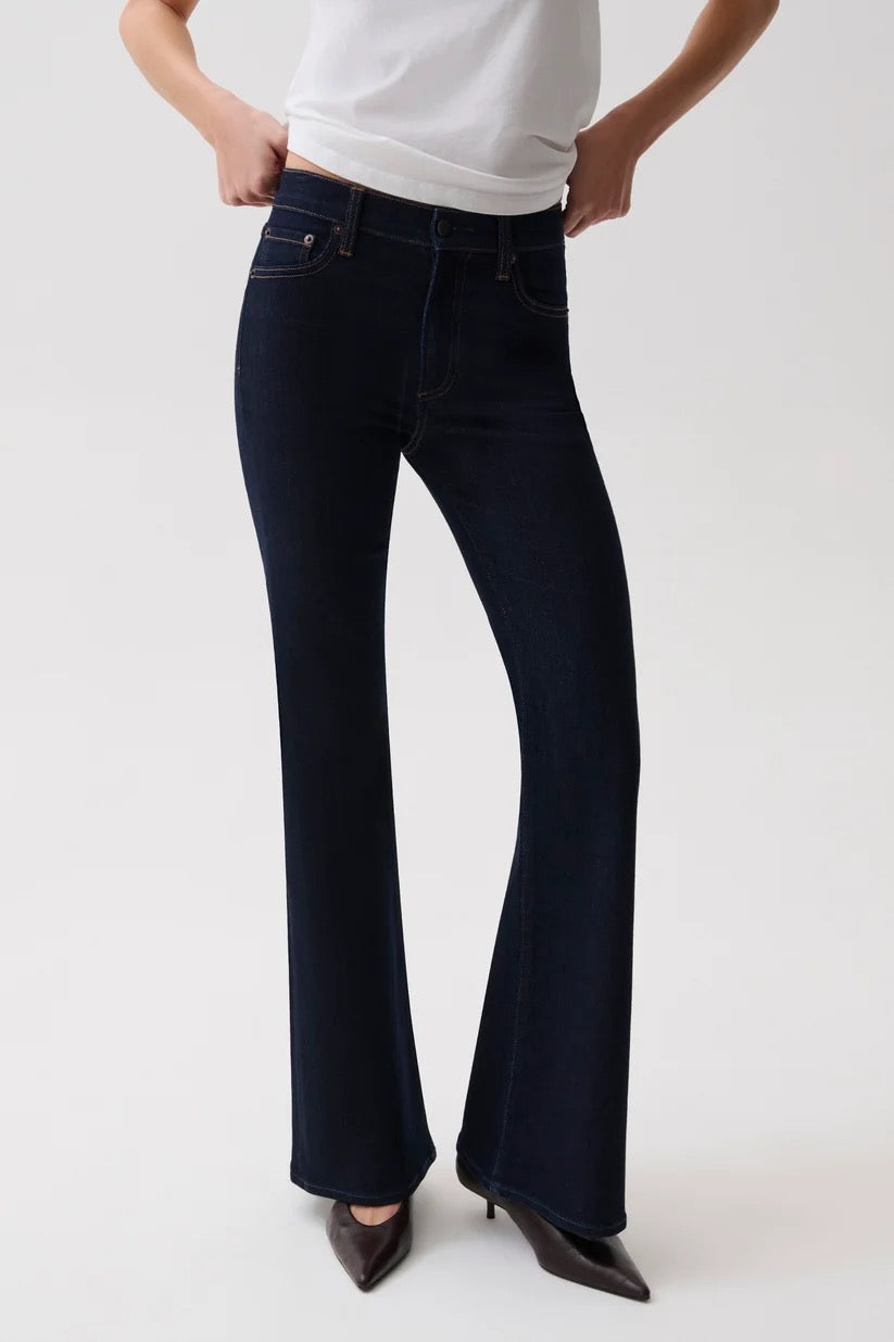 Kinsley Mid Rise Ultra Flare