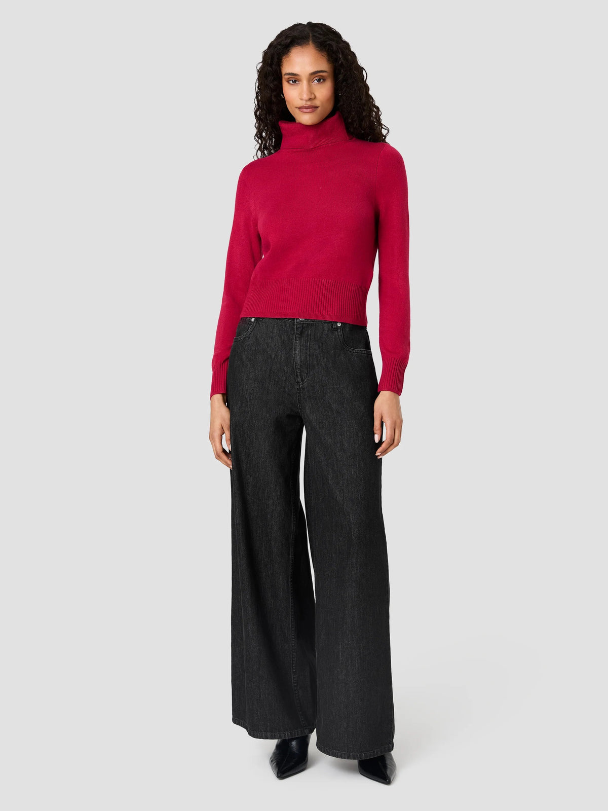 The Kellie Turtleneck - Red