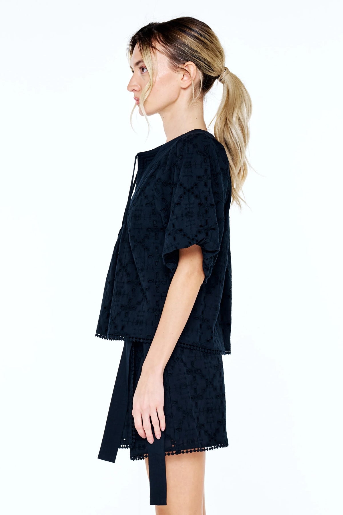Delphi Eyelet Top