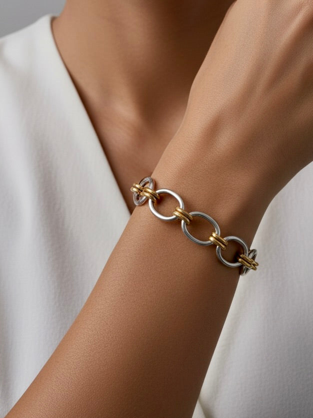 Alibi Bracelet
